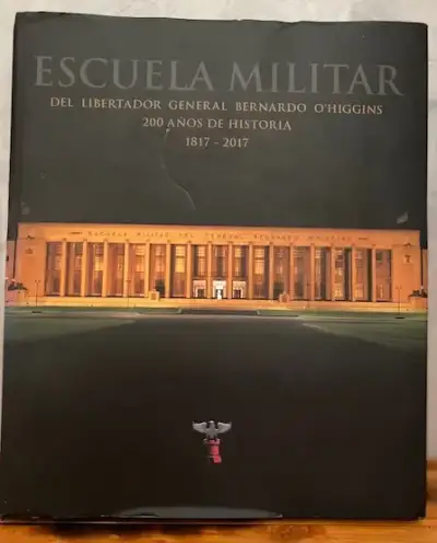 Libro Escuela Militar 200 Años de Historia - miniatura 1
