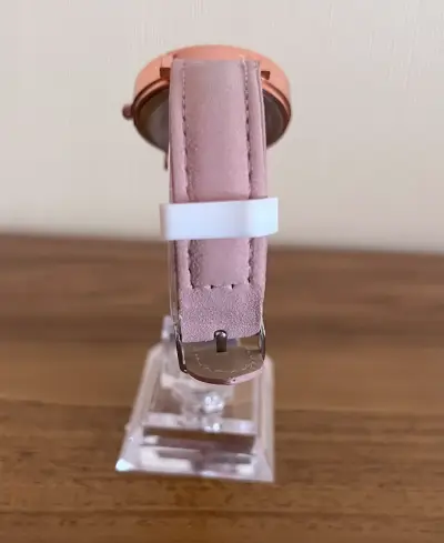 Reloj de pulsera rosa con correa de cuero - miniatura 5