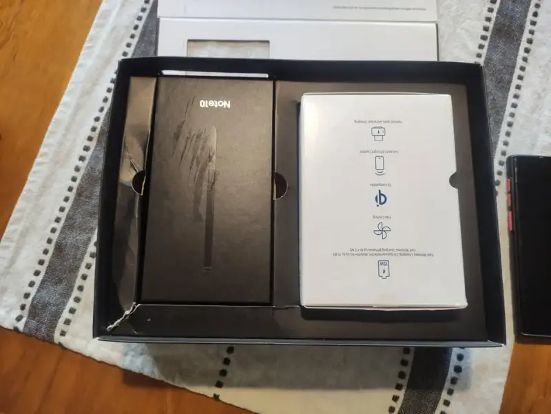 Samsung Galaxy Note10 con caja original - 2