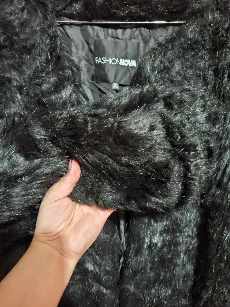 Peludo negro full moda de marca - 3