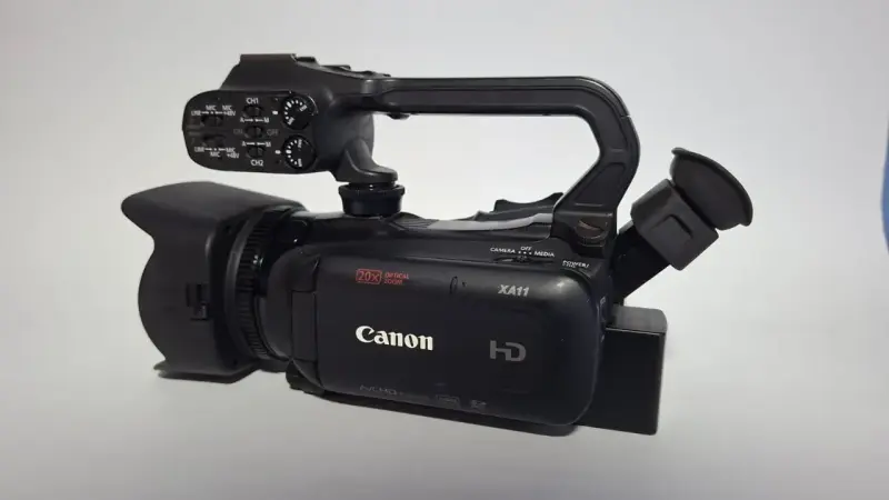 Videocámara Canon XA11 HD profesional - 2