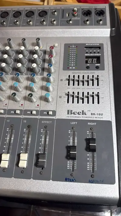 Mezclador de Audio Behringer BK-16U con Parlantes Topp Pro - miniatura 2