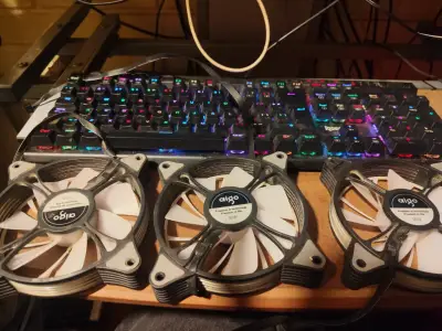 Ventiladores 120mm argb algo ( con detalle) - miniatura 2