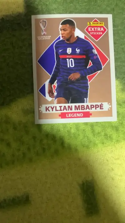 Set de láminas Panini FIFA 2022 Mbappé y Bellingham - miniatura 2