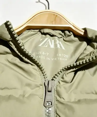 Chaleco acolchado verde oliva Zara - miniatura 1