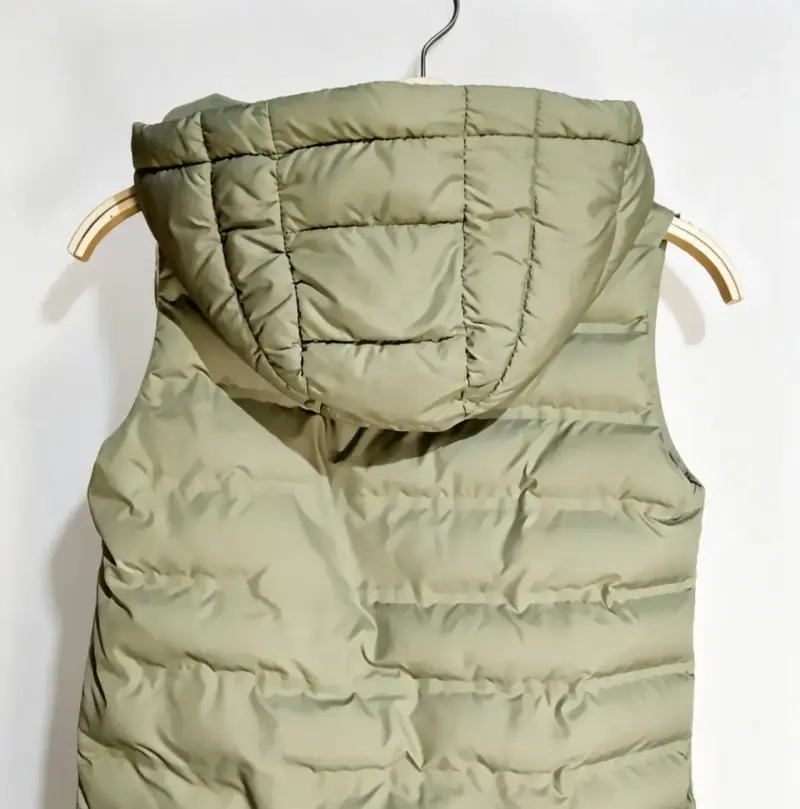 Chaleco acolchado verde oliva Zara - 3