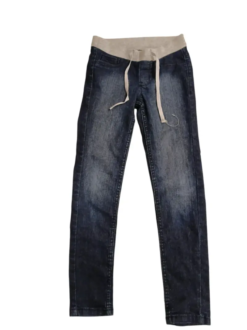 Pantalones de mezclilla para niños con cintura ajustable