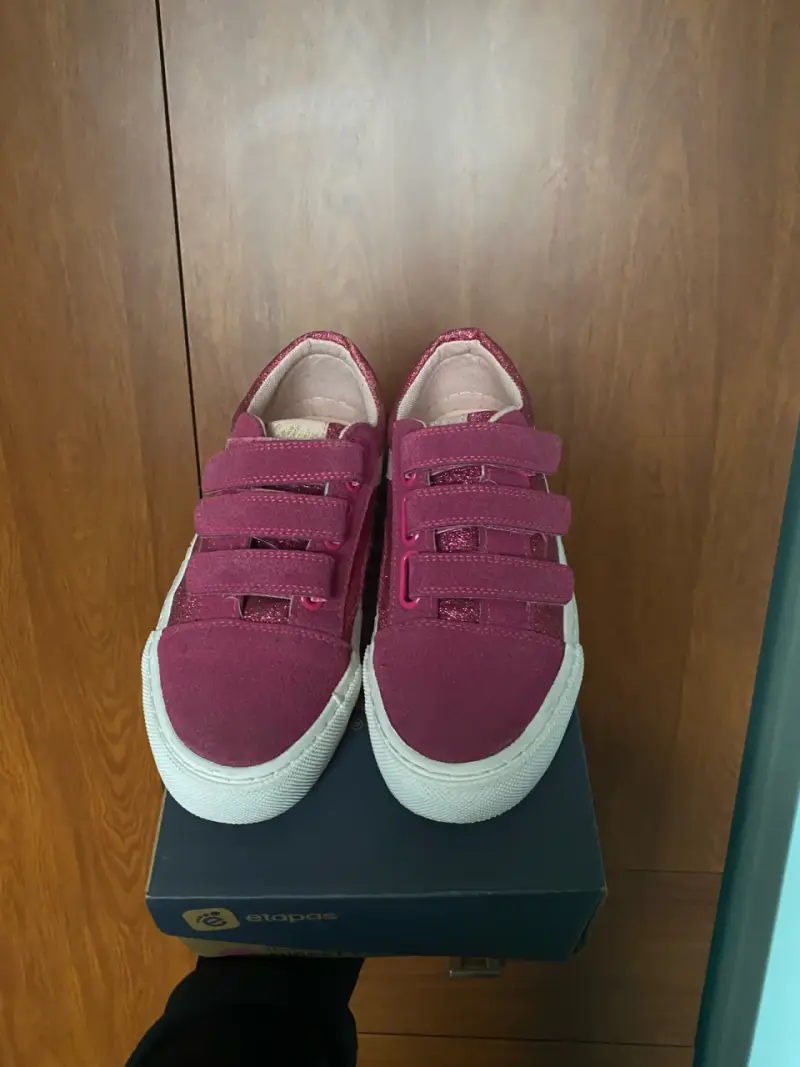 Zapatillas rosadas con velcro para niña - 3