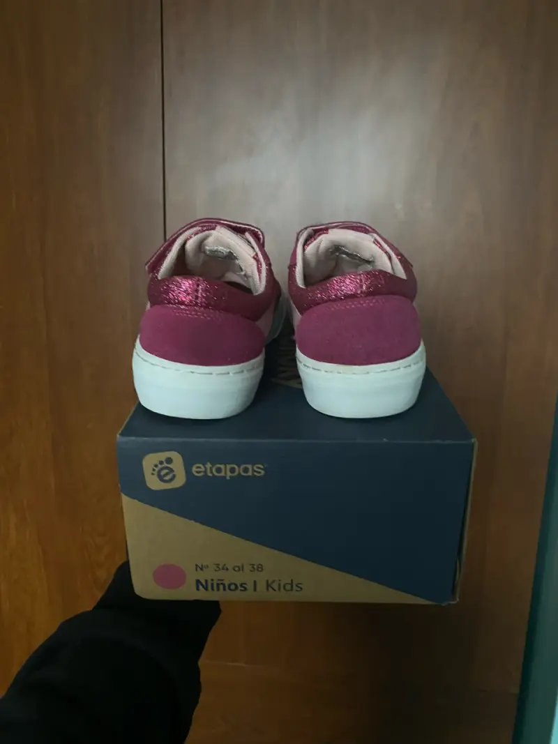 Zapatillas rosadas con velcro para niña - 6