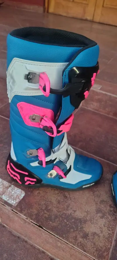 Botas de motocross Fox azules y rosas - miniatura 3