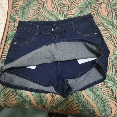 Shorts de mezclilla azul para mujer - miniatura 2