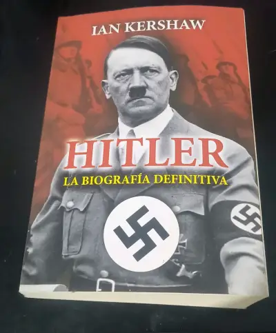 Libro biografía adolf hitler - miniatura 1