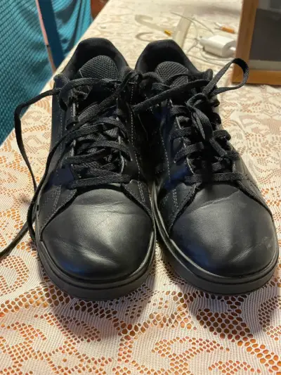 Zapatillas negras Adidas para hombre - miniatura 1