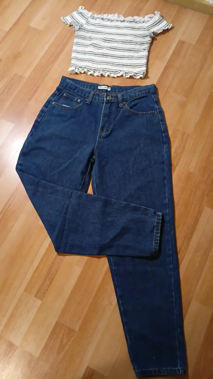 Jeans de mezclilla azul para mujer