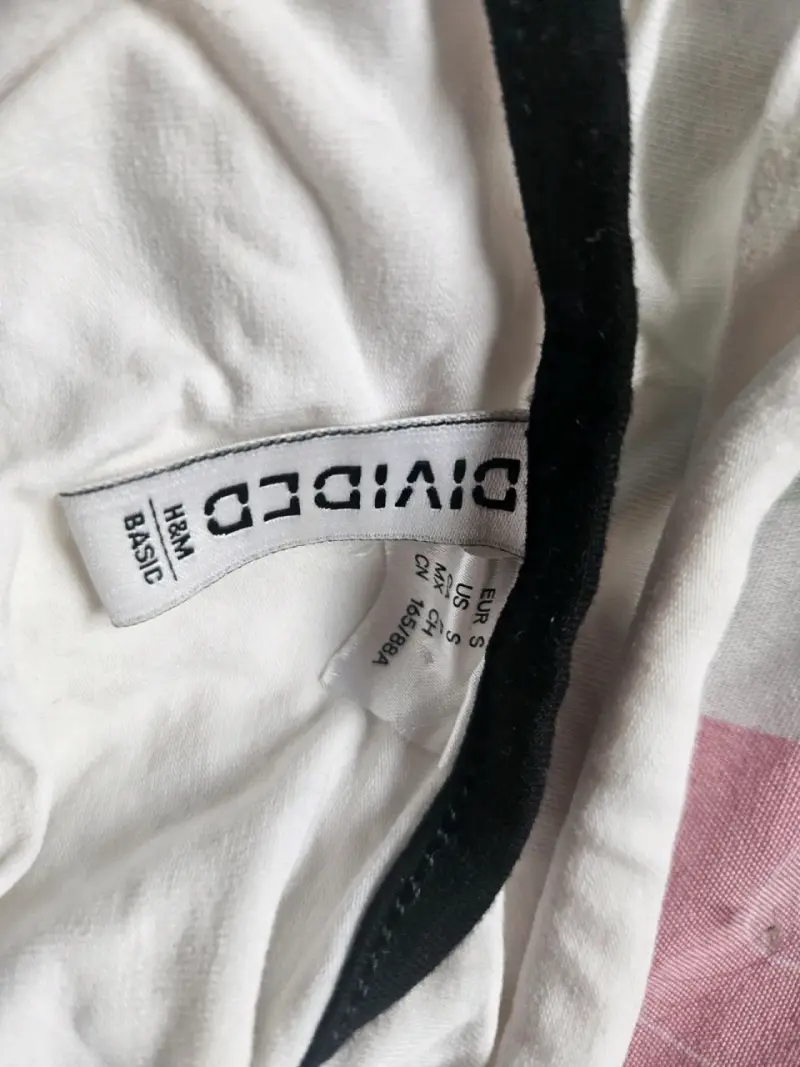 Polera blanca con borde negro H&M Divided - 2