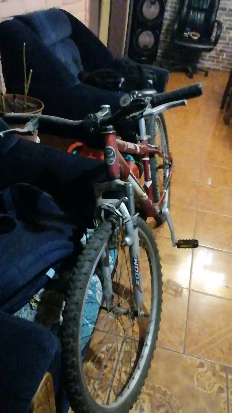 Bicicleta de montaña roja Axxon Eclipse - 2