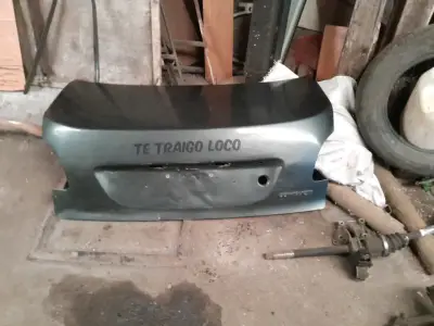 Parachoques trasero de auto usado - miniatura 1
