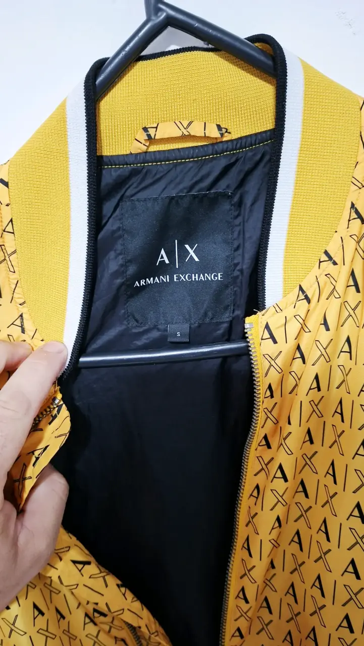 Chaqueta bomber amarilla Armani Exchange - 2