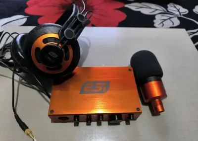 Set de Audio ESI U22 XT con Micrófono y Auriculares - miniatura 4