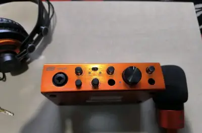 Set de Audio ESI U22 XT con Micrófono y Auriculares - miniatura 5