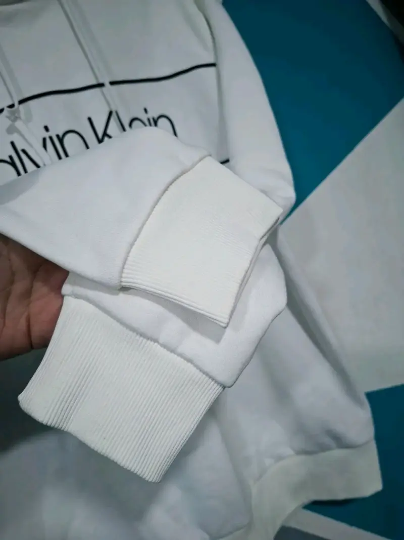 Polerón blanco con capucha Calvin Klein - 4