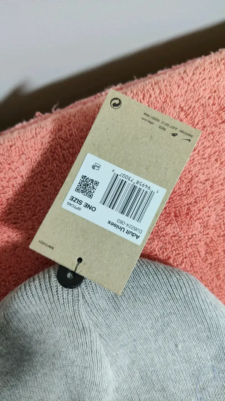 Gorro de lana gris Nike unisex - 2