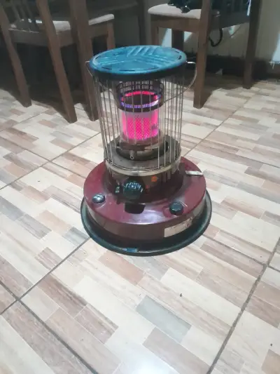 Estufa a parafina portátil roja - miniatura 1