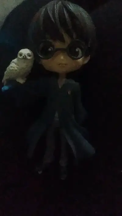 Figura de colección con búho - miniatura 1