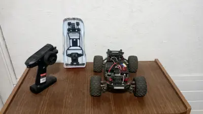 Camión RC hyper go 16218 - miniatura 3