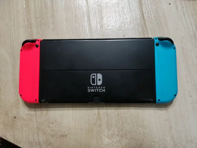 Nintendo Switch oled con accesorios - 3