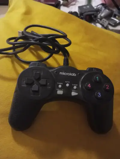 Control USB para PC Microlab con cable - miniatura 1