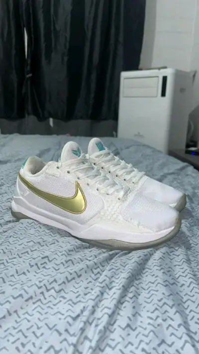 Nike Kobe proto 5 undefeated - miniatura 1