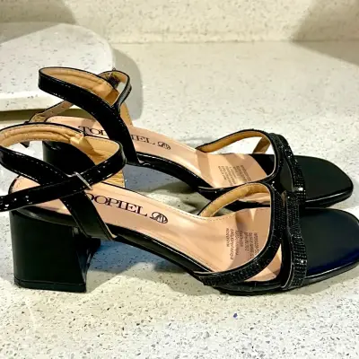 Sandalias de tacón negras elegantes para mujer - miniatura 1