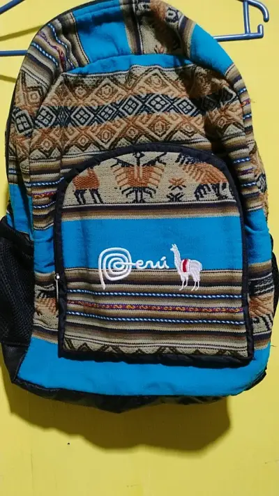 Mochila étnica con diseño peruano y bolsillos laterales - miniatura 1