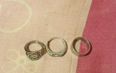 Set de anillos de plata con diseño floral - miniatura 1