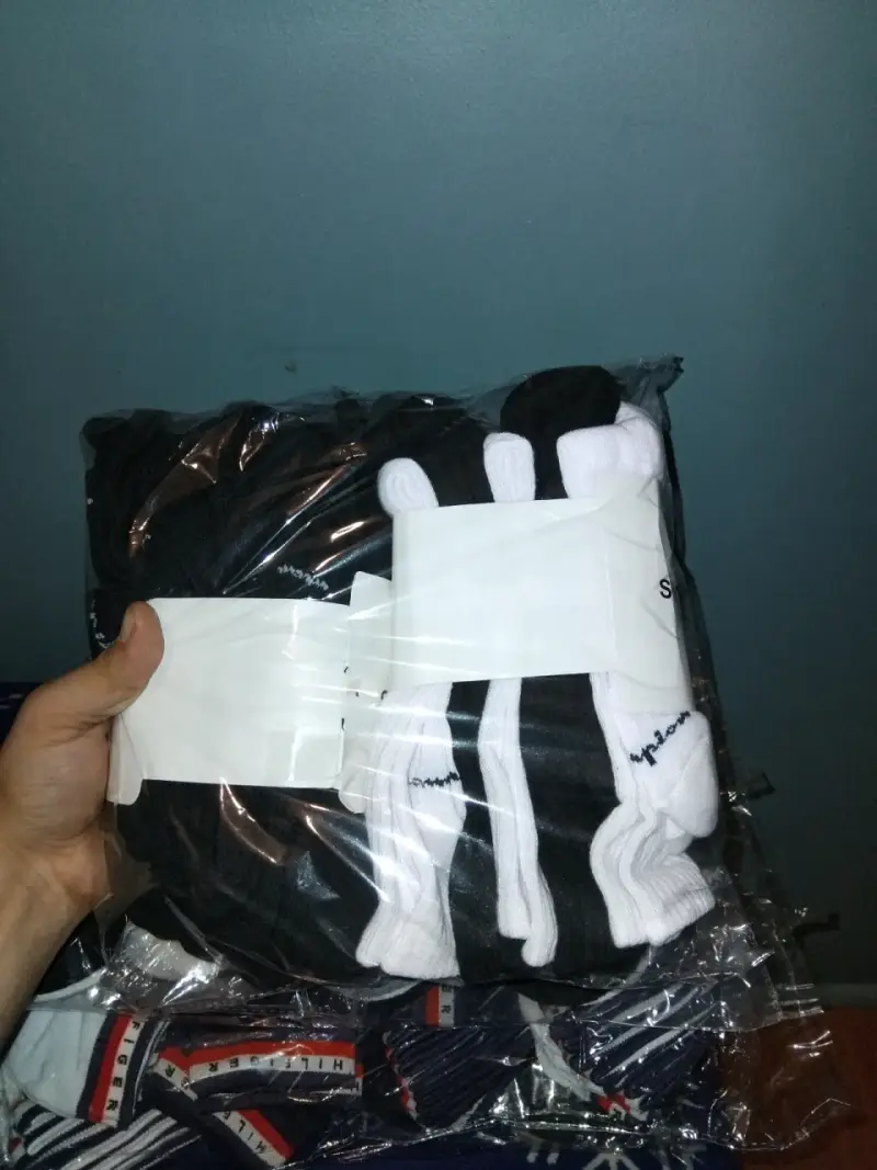 Pack de calcetines deportivos Nike, Champion y Tommy Hilfiger - 3