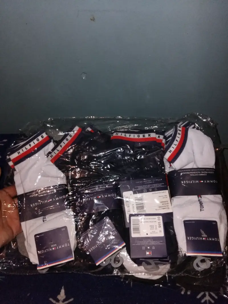 Pack de calcetines deportivos Nike, Champion y Tommy Hilfiger - 5