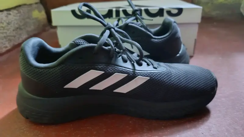 Zapatillas deportivas negras Adidas para hombre - 2