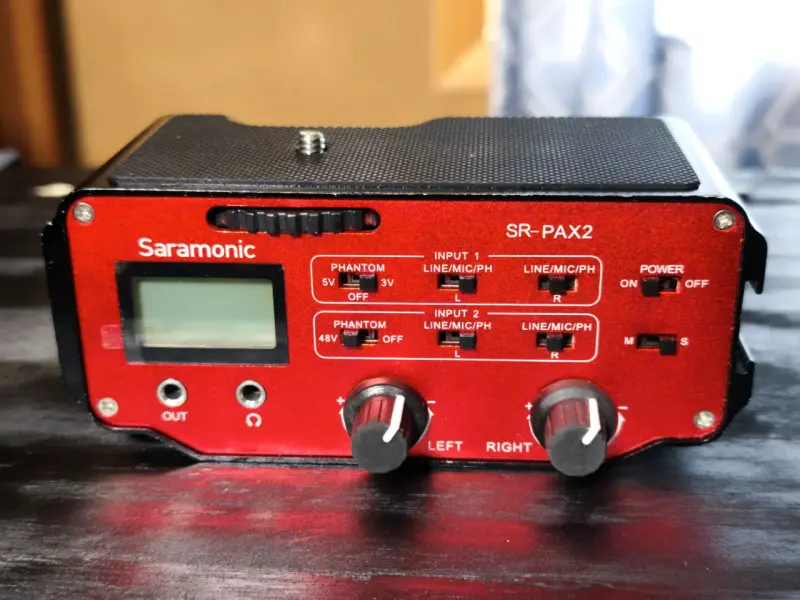 Mezclador de Audio Saramonic SR-PAX2 Rojo - 3