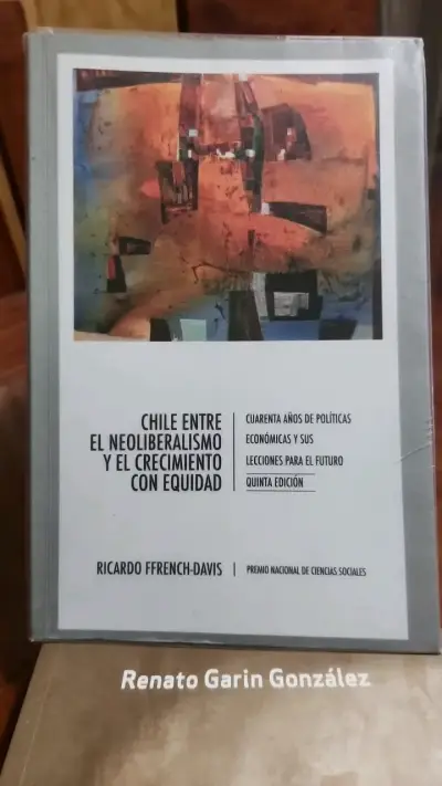 Libro Chile Entre El Neoliberalismo y El Crecimiento Con Equidad - miniatura 1