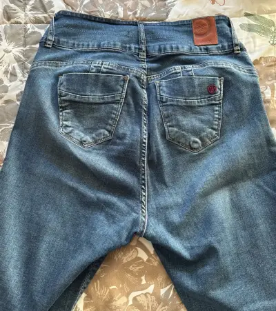 Jeans azul de mujer - miniatura 3