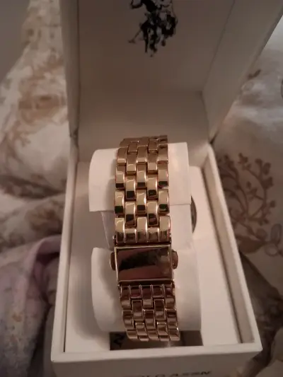Reloj dorado U.S. Polo Assn. con cristales - miniatura 2