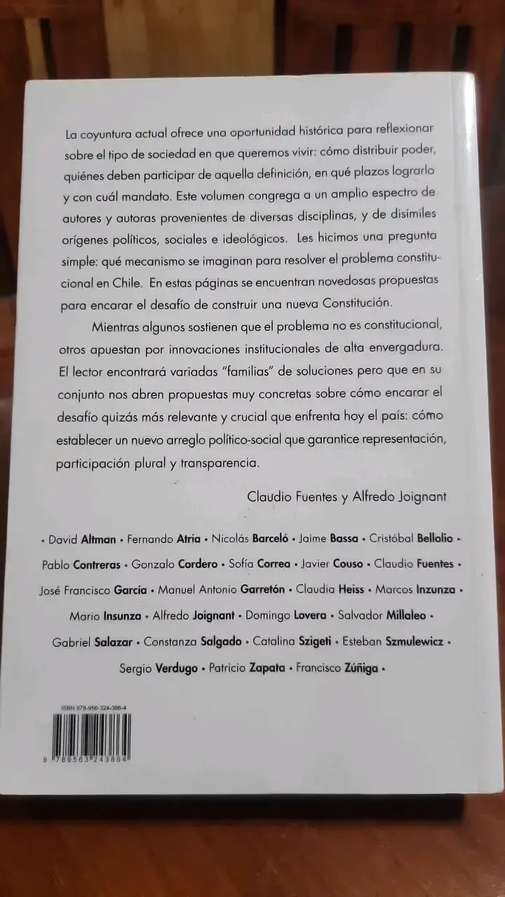 Libro La Solución Constitucional de Claudio Fuentes y Alfredo Joignant - 2