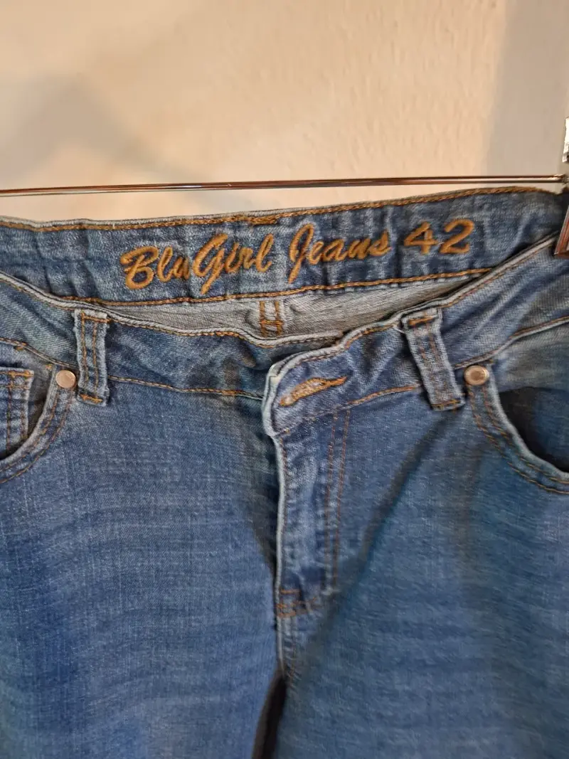 Jeans acampanados BluGirl talla 42 - 4