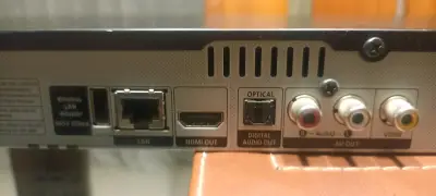 Reproductor Blu-ray Samsung BD-D5300 con HDMI - miniatura 2