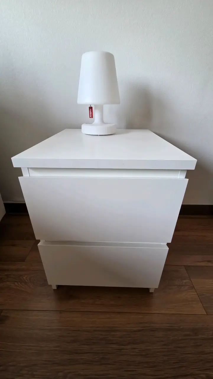 Velador blanco Ikea - 4