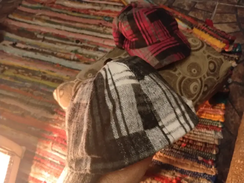 3 Gorros de temporada talla mujer, perfecto estado - 2