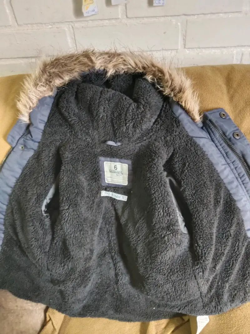 Chaqueta de invierno para niños talla 2,4 y 6 - 4