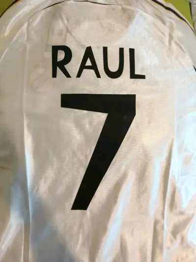 Camiseta real Madrid - miniatura 2