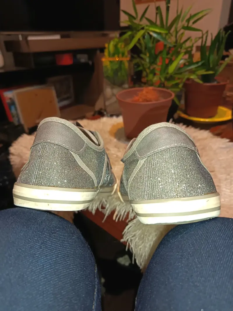 Zapatillas deportivas grises Mustang con brillo - 3